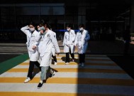 韩国医生不够，医学院却抗议扩招？精英阶层固化谁来买单